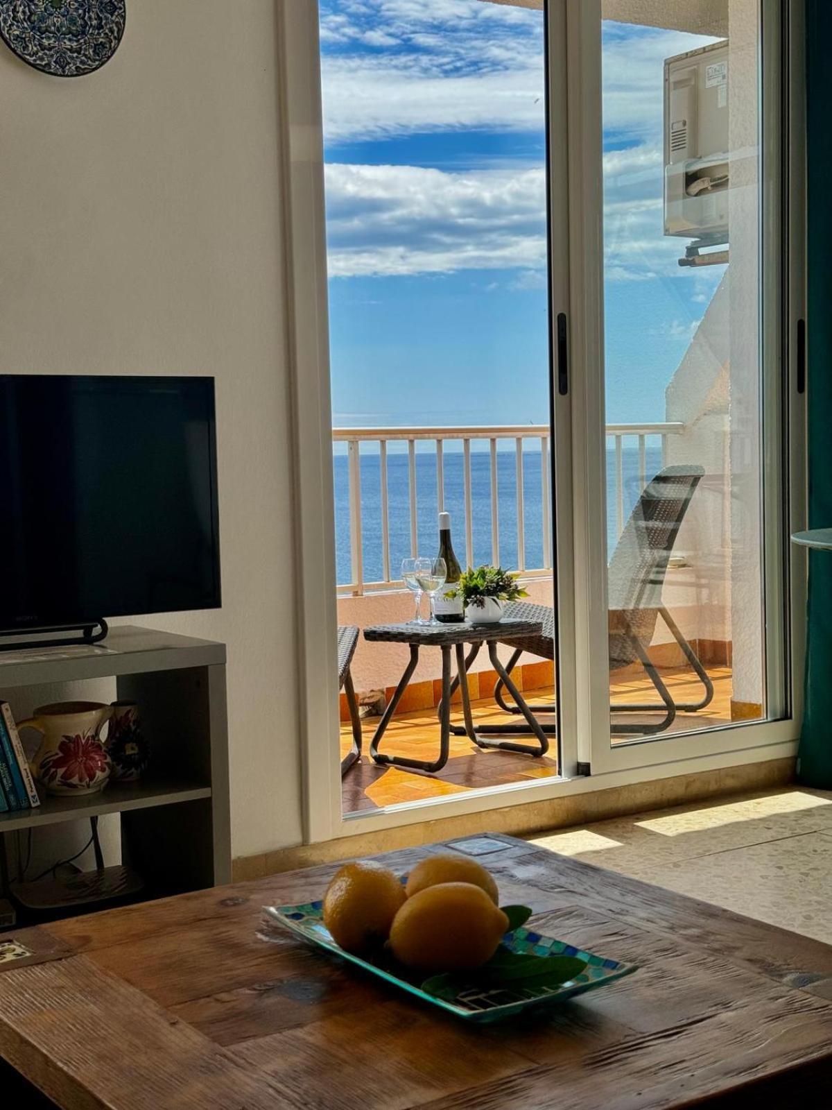 Charming Sea Front 3 Bedroom Apartment - Incredible Views! L'Ametlla de Mar Zewnętrze zdjęcie